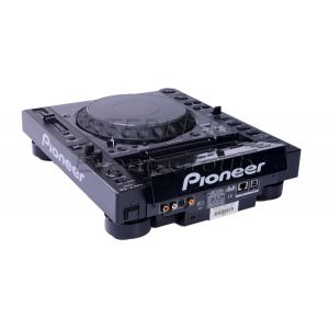 Pioneer CDJ2000 DJ Deck
