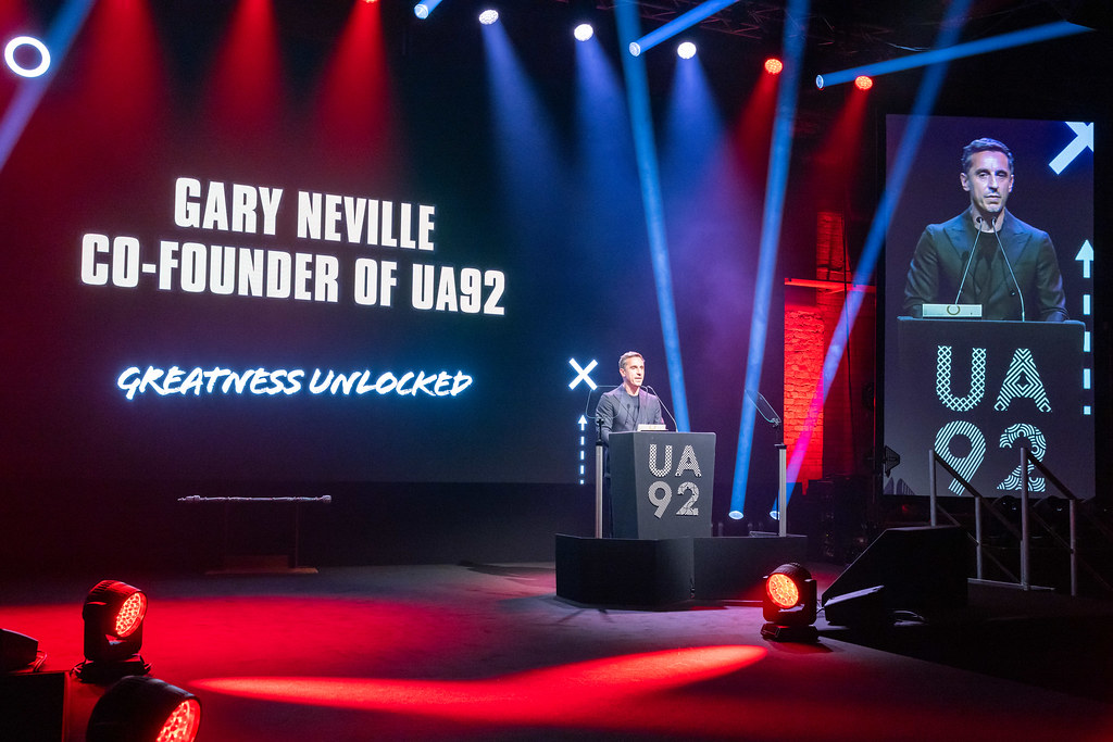 graduation event supplier